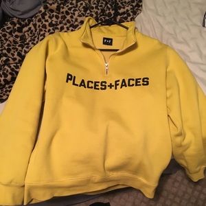 Places faces half zip